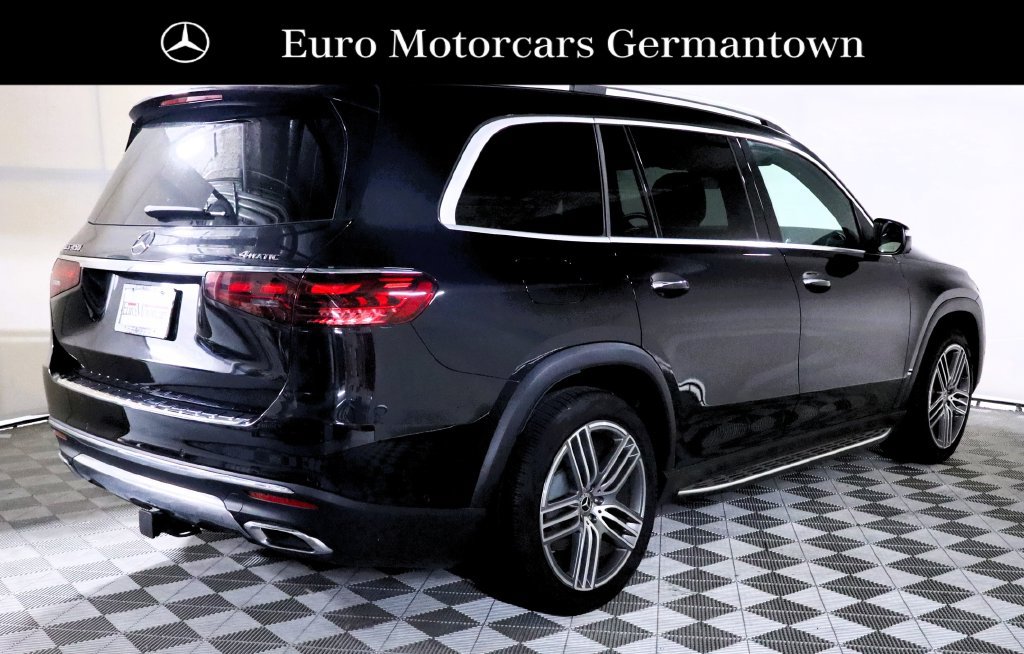 Used 2025 Mercedes-Benz GLS 450 4MATIC image 6