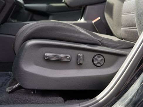 Used 2021 Honda CR-V EX image 15