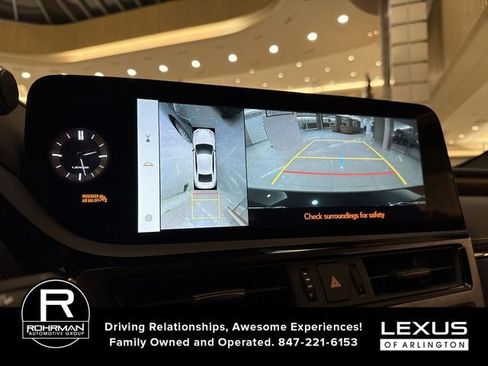 New 2025 Lexus ES 350 Ultra Luxury image 7