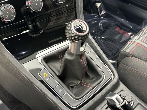 Used 2020 Volkswagen GTI S FWD image 16