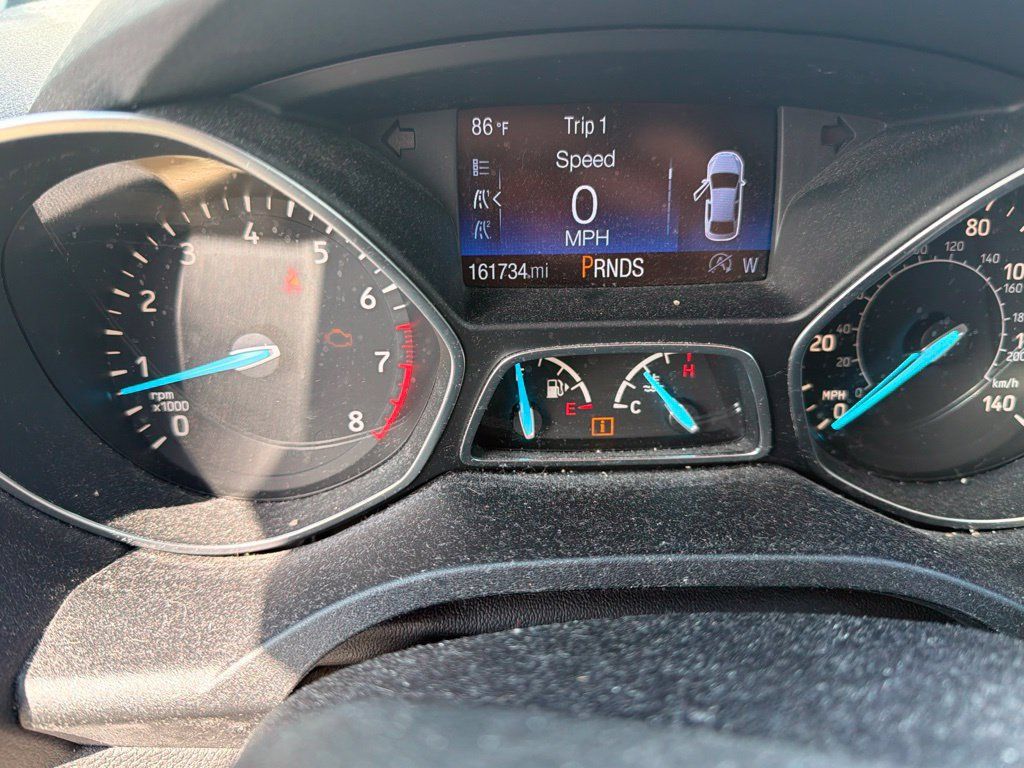 Used 2017 Ford Escape Titanium FWD image 5