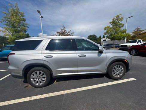 Used 2025 Hyundai Palisade SEL FWD image 6