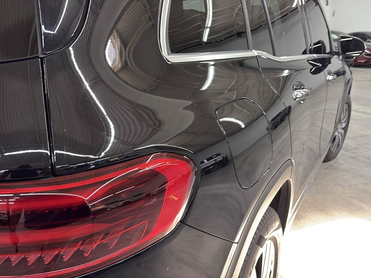 Used 2024 Mercedes-Benz EQB 250+ w/ Winter Package image 8