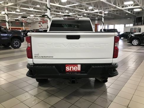 Used 2022 Chevrolet Silverado 3500 W/T w/ Gooseneck/5TH Wheel Package image 2