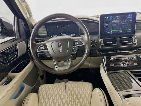 Used 2020 Lincoln Navigator L Black Label w/ Cargo Convenience Package AWD/4WD image 27