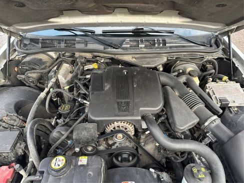 Used 2005 Mercury Grand Marquis LS image 16