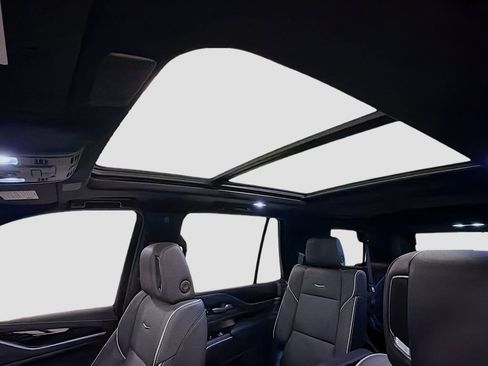 Certified 2023 Cadillac Escalade Sport AWD/4WD image 24
