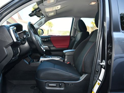 Certified 2023 Toyota Tacoma SR5 image 7