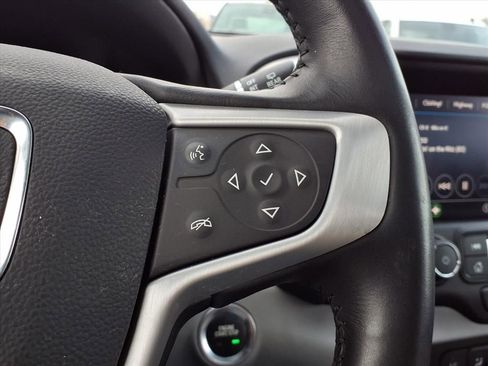 Certified 2022 GMC Terrain SLT w/ Tech Package image 19