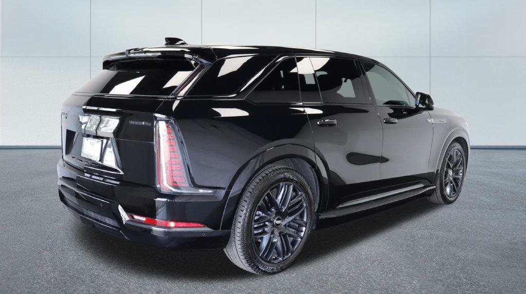Certified 2025 Cadillac Escalade IQ Sport 2 w/ LPO, ONYX Package AWD/4WD image 7