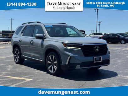 Certified 2025 Honda Pilot Touring
