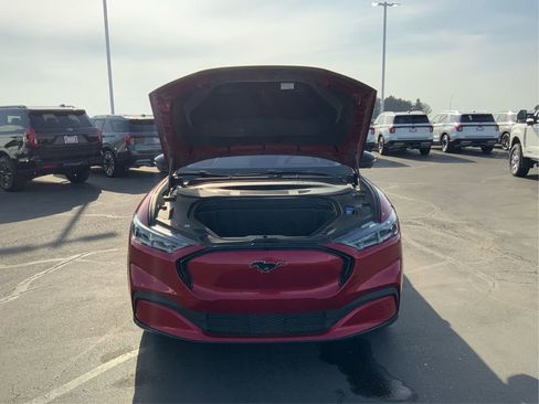 Used 2022 Ford Mustang Mach-E Premium image 11