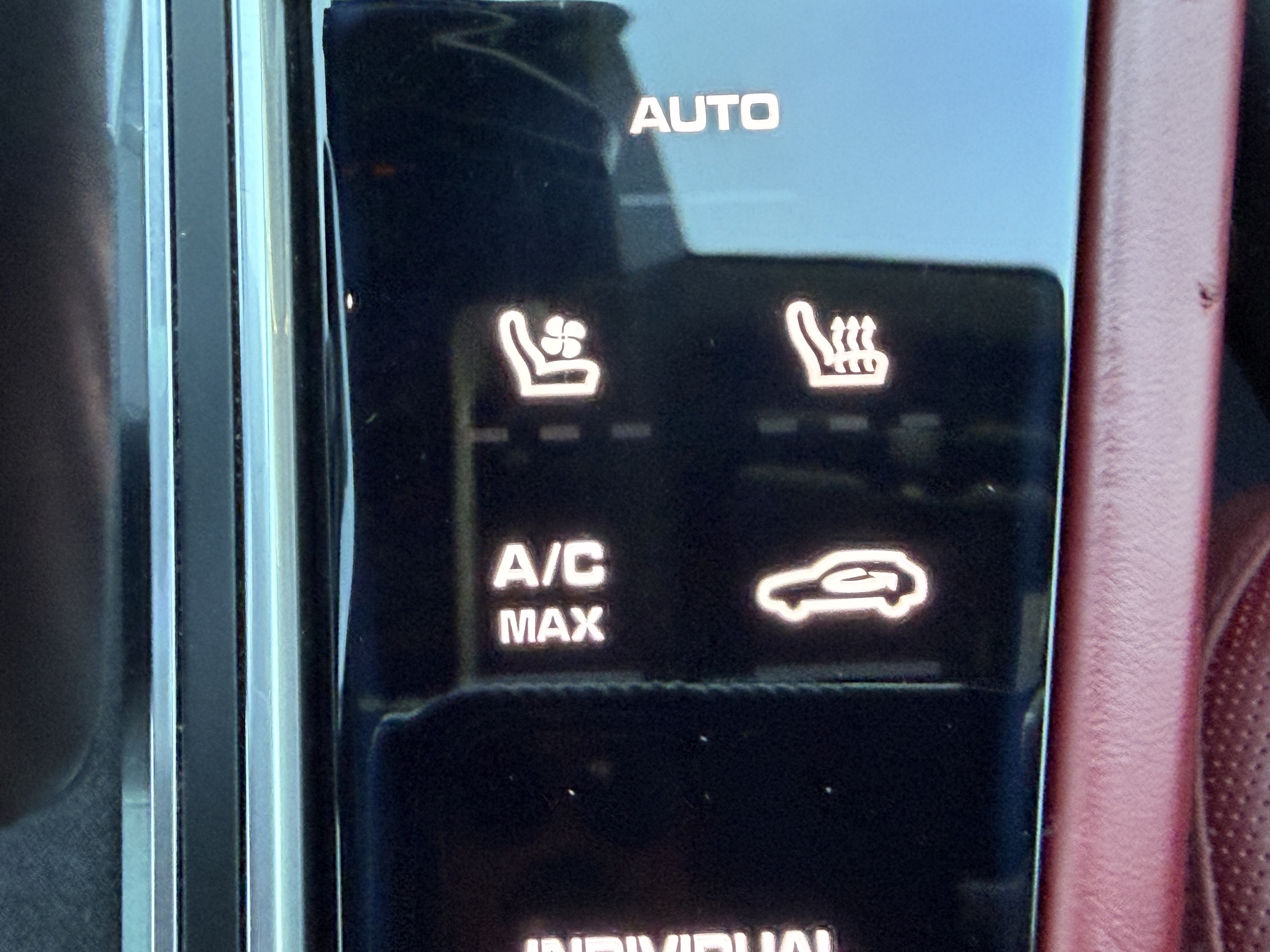 Used 2019 Porsche Cayenne AWD/4WD image 29