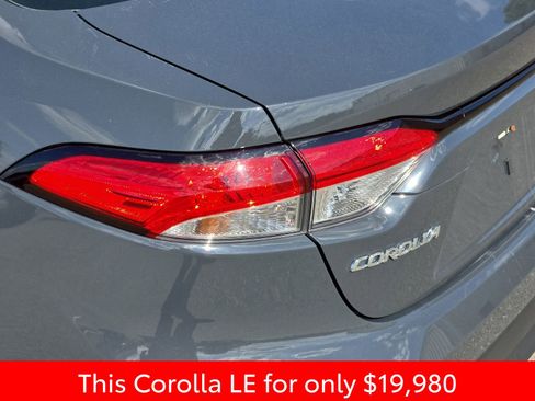 Used 2024 Toyota Corolla LE image 39