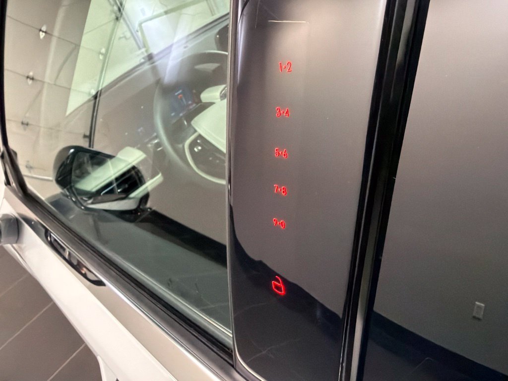 New 2027 Lincoln Aviator AWD image 31