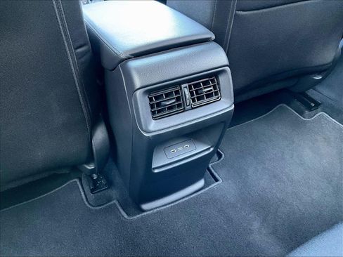 Used 2024 Honda CR-V EX image 10
