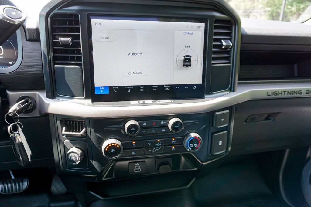 Used 2025 Ford F150 XL RWD image 21
