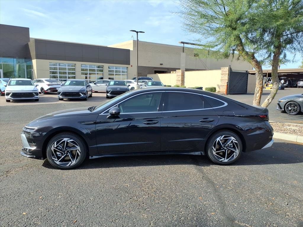New 2026 Hyundai Sonata SEL FWD image 3