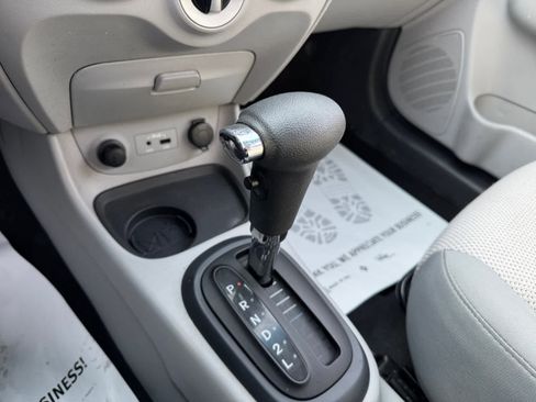 Used 2011 Hyundai Accent GLS w/ Premium Pkg 4 image 6