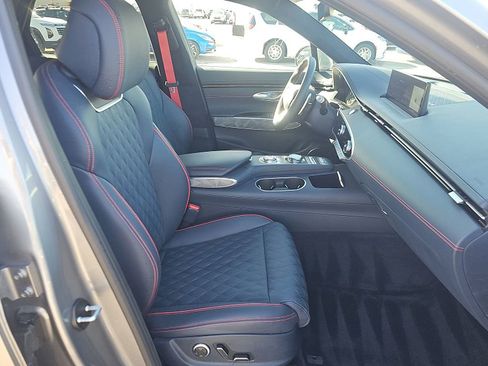 Used 2025 Genesis GV70 3.5T Sport w/ Sport Advanced Package AWD/4WD image 14