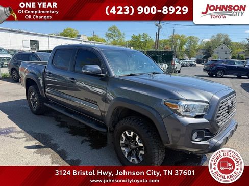 Used 2021 Toyota Tacoma TRD Off-Road w/ Technology Package AWD/4WD image 1