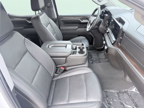 Used 2025 GMC Sierra 1500 SLT image 50