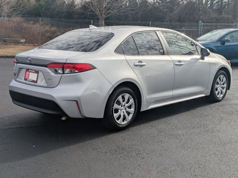 Certified 2024 Toyota Corolla LE image 4