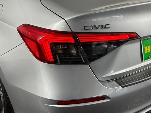 Used 2023 Honda Civic Sport image 36