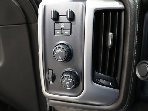 Used 2018 GMC Sierra 1500 SLT w/ SLT Premium Package image 31