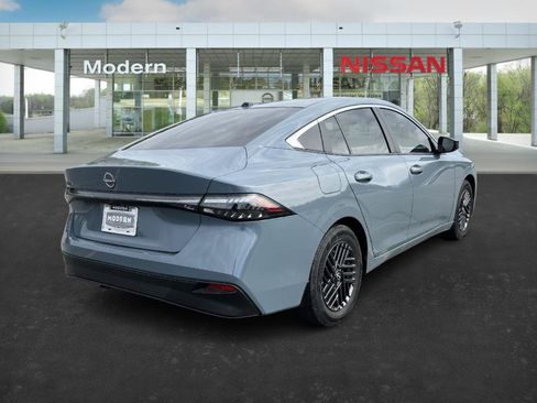 New 2026 Nissan Sentra SV image 5