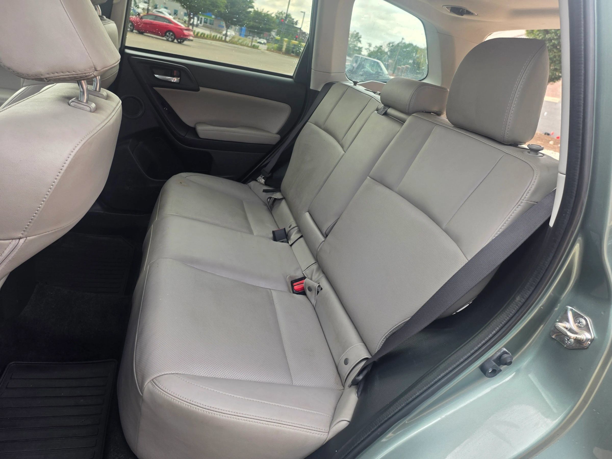 Used 2017 Subaru Forester 2.5i Limited AWD/4WD image 31