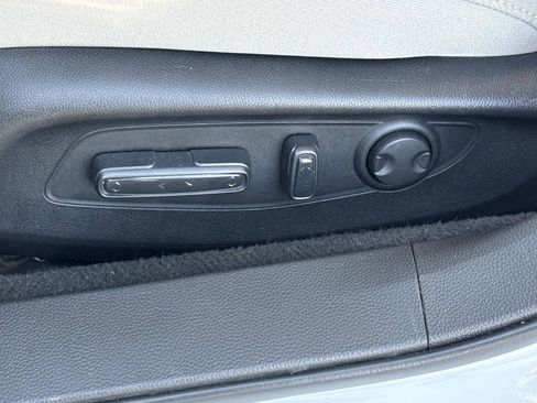 Used 2023 Honda Accord EX image 16