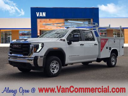 New 2025 GMC Sierra 2500 Pro w/ Convenience Package