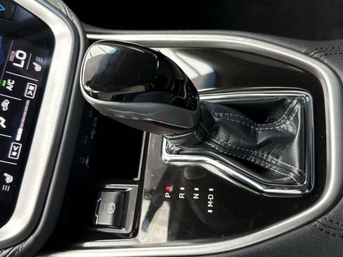 Used 2022 Subaru Legacy Limited image 30