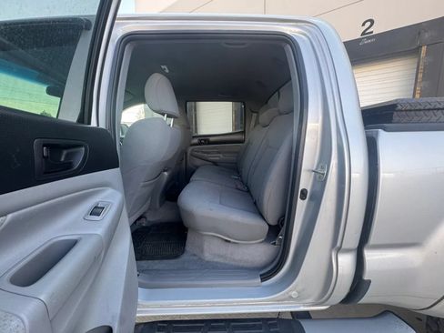 Used 2010 Toyota Tacoma 4x4 Double Cab V6 image 14