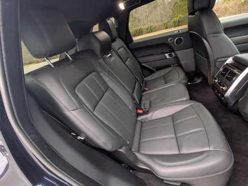 Used 2022 Land Rover Range Rover Sport HSE Silver Edition image 28