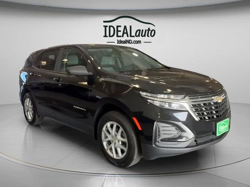 Used 2024 Chevrolet Equinox LS w/ LS Convenience Package AWD/4WD image 13