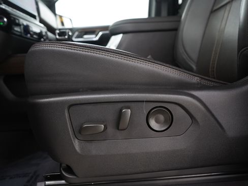 Used 2024 Chevrolet Silverado 1500 High Country image 27