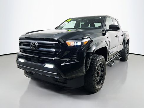 Used 2024 Toyota Tacoma SR5 image 10