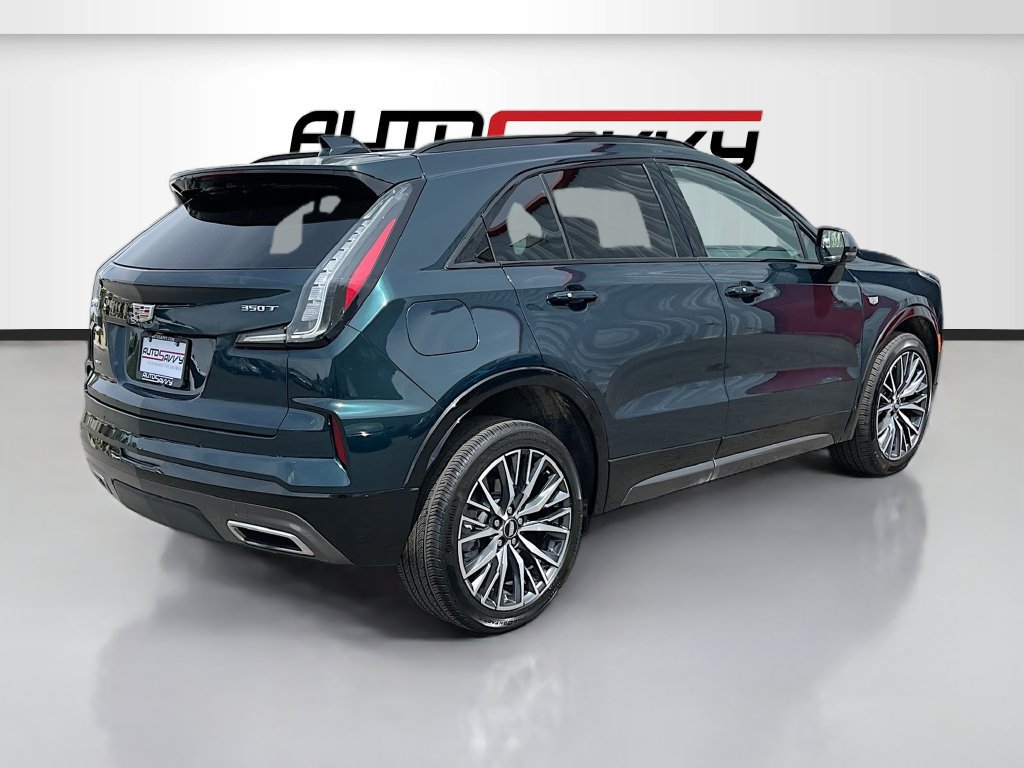 Used 2024 Cadillac XT4 Sport AWD/4WD image 7