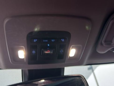 Used 2022 Toyota Camry XSE image 22