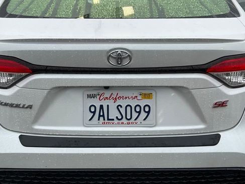 Used 2022 Toyota Corolla SE image 16