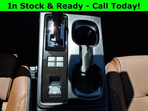 New 2026 Subaru Outback Touring XT AWD/4WD image 13