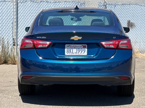 Used 2019 Chevrolet Malibu LT w/ Driver Confidence Package FWD image 4