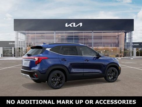 New 2026 Kia Seltos EX image 6