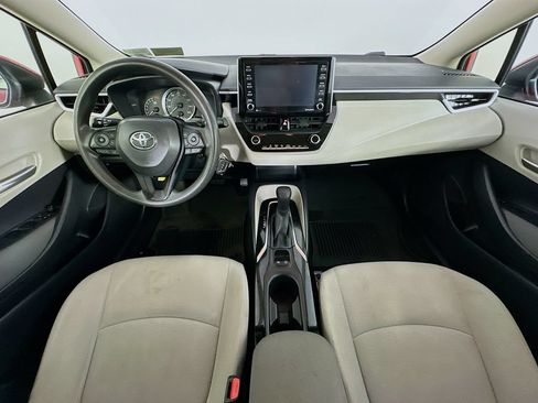 Used 2021 Toyota Corolla LE FWD image 10