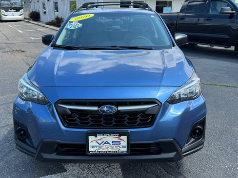 Used 2020 Subaru Crosstrek 2.0i AWD/4WD image 3