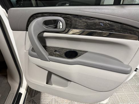 Used 2013 Buick Enclave Convenience w/ LPO, Cargo Convenience Pkg image 14