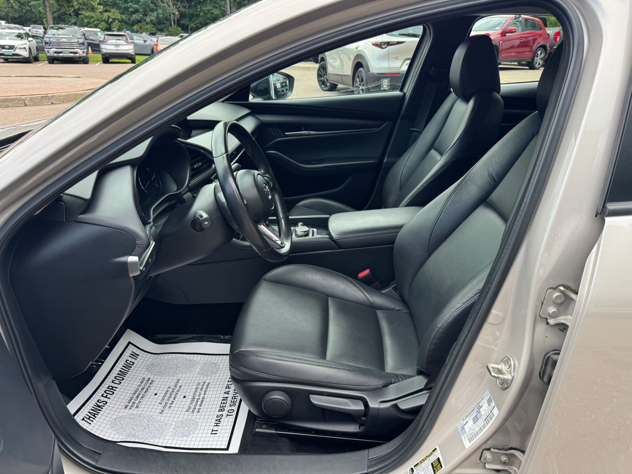 Used 2024 MAZDA MAZDA3 s FWD image 9