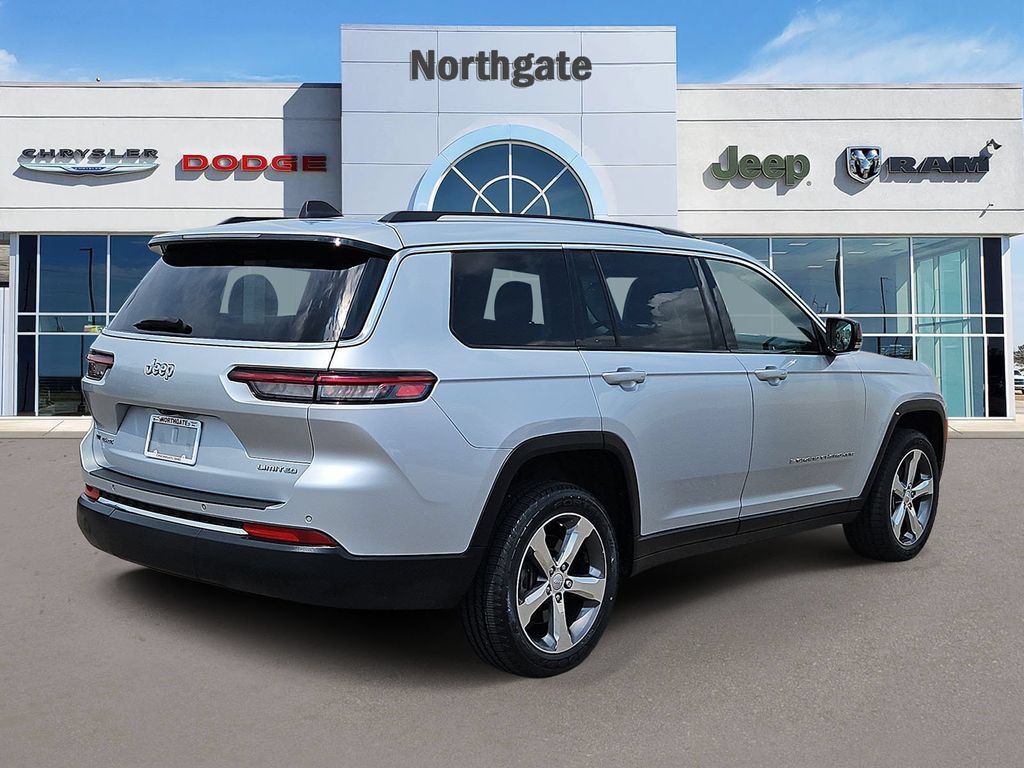 Used 2022 Jeep Grand Cherokee L Limited AWD/4WD image 4